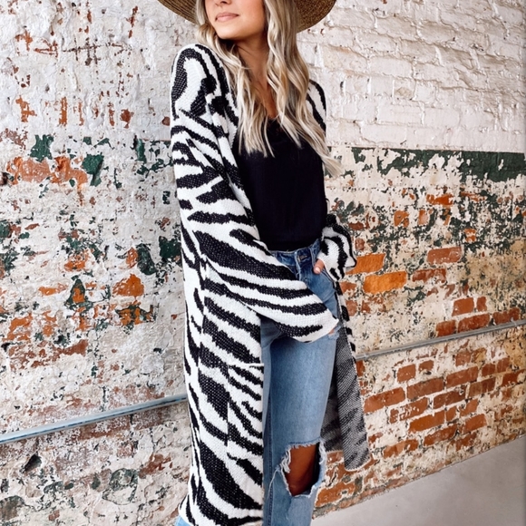 Zebra Lightweight Spring Cardigan - Picture 2 of 5